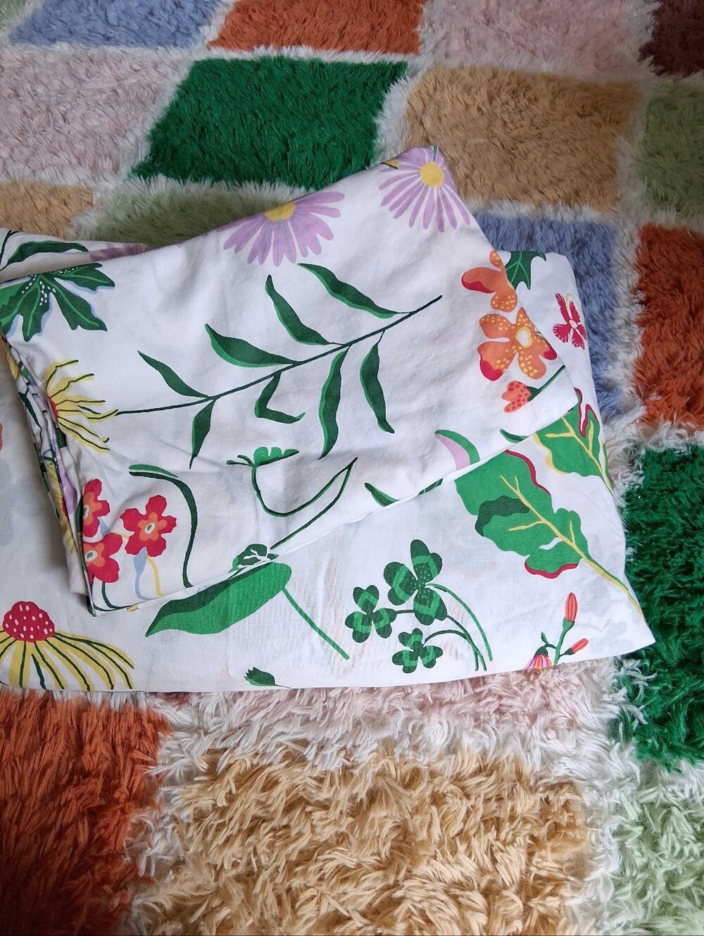 Urban Outfitters Floral White Cotton Duvet Cover & 2 Standard Pillow Shams, Full